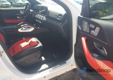 2026 Mercedes-Benz Amg Gle 53 Coupe 4Matic+ z USA, uszkodzony, nr VIN 4JGFD6BBXTB520081